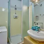 Lumineux 23 M², 2 Personnes, Animaux Admis, Parking - Fr-1-841-75 Lejlighed